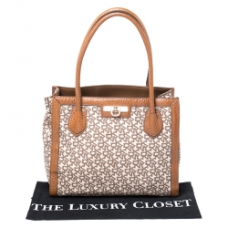 Pre Owned DKNY Beige/Tan Signature Canvas and Leather Tote