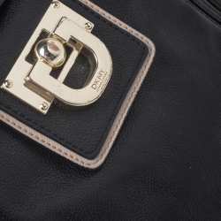 Pre Owned DKNY Black Leather Crossbody Bag
