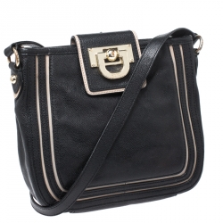 Pre Owned DKNY Black Leather Crossbody Bag