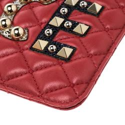 Pre Owned حقيبة صغيرة دولتشي أند غابانا مرصعة شعار مبطنة حمراء