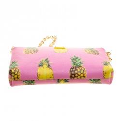 Pre Owned حقيبة دولتشي آند غابانا جلد وردي بطباعة الأناناس وسلسلة