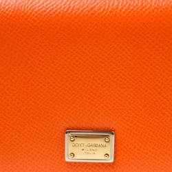 مملوكة مسبقًا Dolce and Gabbana Orange Leather Miss Sicily Von Wallet on Chain