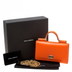 مملوكة مسبقًا Dolce and Gabbana Orange Leather Miss Sicily Von Wallet on Chain