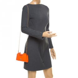 مملوكة مسبقًا Dolce and Gabbana Orange Leather Miss Sicily Von Wallet on Chain