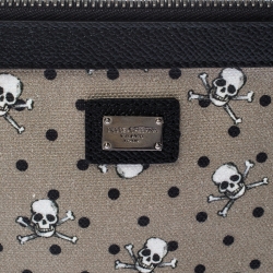 مملوكة مسبقًا Dolce & Gabbana Grey/Black Skull Print Clutch
