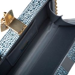 Pre Owned حقيبة دولتشي أند غابانا صندوقية ساتان مزخرفة كريستال زرقاء فاتحة