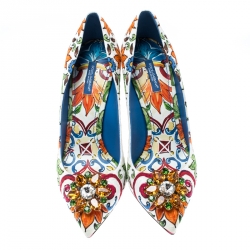 مملوكة مسبقًا حذاء كعب عالي دولتشي أند غابانا مقدمة مدببة مزخرف كريستال بلوشي قماش بروكيد طباعة مايولكا متعدد الألوان مقاس 41