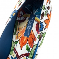 مملوكة مسبقًا حذاء كعب عالي دولتشي أند غابانا مقدمة مدببة مزخرف كريستال بلوشي قماش بروكيد طباعة مايولكا متعدد الألوان مقاس 41