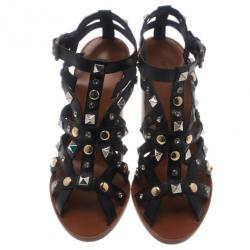 مملوكة مسبقًا Dolce and Gabbana Black Studded Leather Sandals Size 38