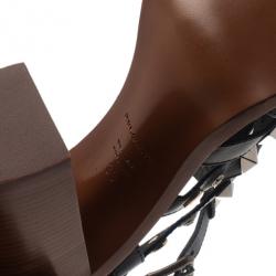 مملوكة مسبقًا Dolce and Gabbana Black Studded Leather Sandals Size 38