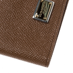 Pre Owned Dolce & Gabbana Brown Leather Passport Holder