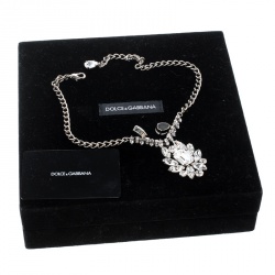 Pre Owned قلادة دلوتشي اند غابانا زهرة كريستال فضية اللون