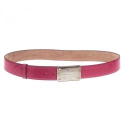 مملوكة مسبقًا Dolce and Gabbana Pink Patent Logo Plaque Belt 90CM