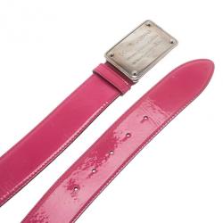 مملوكة مسبقًا Dolce and Gabbana Pink Patent Logo Plaque Belt 90CM
