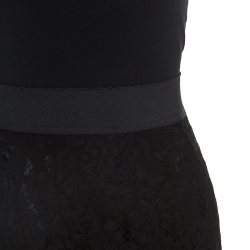 Pre Owned تنورة دولتشي أند غابانا طول ركبة دانتيل سوداء M