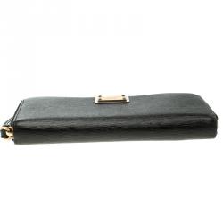 Pre Owned Dolce and Gabbana Black Leather Zip Around Wallet