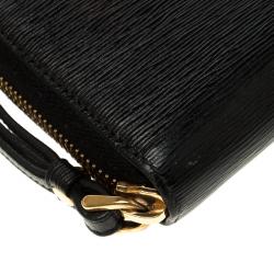 Pre Owned Dolce and Gabbana Black Leather Zip Around Wallet