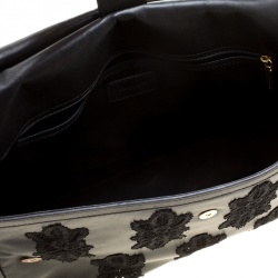 مملوكة مسبقًا حقيبة دولتشي أند غابانا يد علوية ميس سيسيلي ناعمة كبيرة دانتيل وجلد سوداء