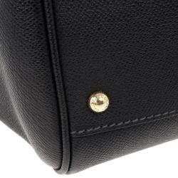 مملوكة مسبقًا Dolce and Gabbana Black Calfskin Large Sicily Tote