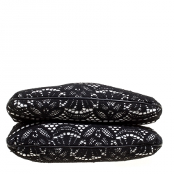 Pre Owned Dolce & Gabbana Black/White Lace and Leather Kiss Lock Frame Clutch