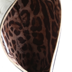 Pre Owned حقيبة كلاتش دولتشي أند غابانا حمالة معصم مكشكشة جلد طية بيضاء