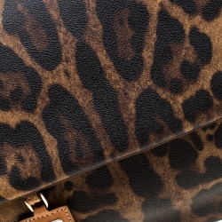 مملوكة مسبقًا حقيبة دولتشي أند غابانا يد علوية ميس سيسيلي كبيرة كانفاس مقوى طباعة فهد بنية فاتحة