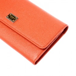 Pre Owned Dolce and Gabbana Orange Leather Dauphine Continental Wallet