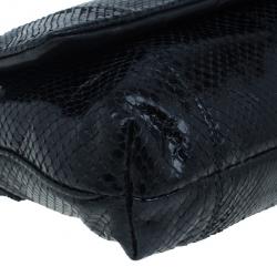 مملوكة مسبقًا حقيبة دولتشي أند غابانا جلد ثعبان سوداء بقلاب