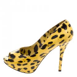 Pre Owned حذاء كعب عالي دولتشي أند غابانا نعل سميك مقدمة مفتوحة جلد لامع طباعة فهد أصفر مقاس 39