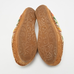 مملوكة مسبقًا حذاء فلات إسبادريل دولتشي آند غابانا قماش طباعة الورود الحمراء نعل سميك مقاس 39