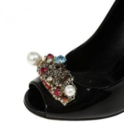 مملوكة مسبقًا Dolce and Gabbana Black Patent Crystal Embellished Peep Toe Pumps Size 37