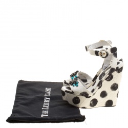 Pre Owned صندل دولتشي أند غابانا ليانكا كانفاس منقط كريستال مزخرف كعب روكي مقاس 37.5