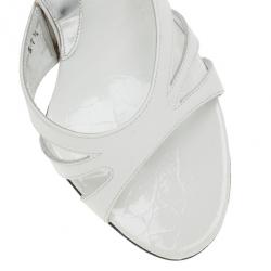 مملوكة مسب�قًا Dolce and Gabbana White Leather Ankle Strap Sandals Size 37.5