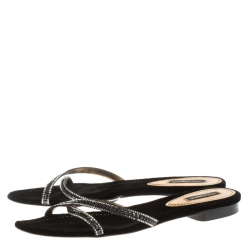 Pre Owned حذاء فلات سلايد دولشي أند غابانا ستان رباط كروس مزين كريستال أسود مقاس 39