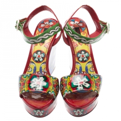 مملوكة مسبقًا Dolce and Gabbana Multicolor Floral Printed Patent Leather Sicily Platform Wedge Sandals Size 40