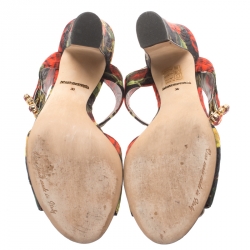 Pre Owned صندل دولتشي أند غابانا سير كاحل مزخرف كريستال قماش طباعة زهور متعدد الألوان مقاس 36