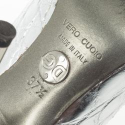 مملوكة مسبقًا Dolce and Gabbana Silver Embossed Pointed Toe Pumps Size 37.5