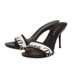 مملوكة مسبقًا Dolce and Gabbana Black & White Leather Slides Size 40
