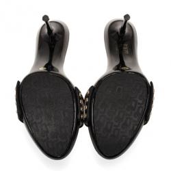 مملوكة مسبقًا Dolce and Gabbana Black & White Leather Slides Size 40
