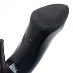 مملوكة مسبقًا Dolce and Gabbana Black Patent Pumps Size 39