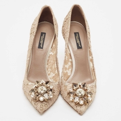 Pre Owned Dolce & Gabbana Beige Lace Crystal Embellished Bellucci Pumps Size 38