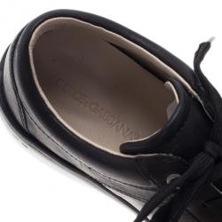 Pre Owned Dolce and Gabbana Black Leather Logo Plaque Sneakers Size 39