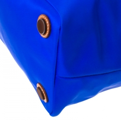 مملوكة مسبقًا Dooney & Bourke Blue Nylon Annie Sac Crossbody Bag