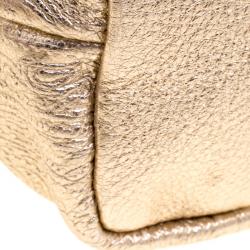 Pre Owned Etro Metallic Gold Paisley Embossed Leather Bucket Bag