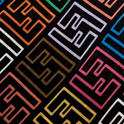 مملوكة مسبقًا وشاح فندي طباعة زوكا متعدد الألوان حرير أسود