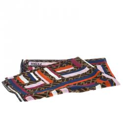 Pre Owned وشاح فندي حرير طباعة طباشير وزوكا