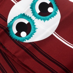 مملوكة مسبقًا كوفية فندي ماكسي رابي مونستر حرير أحمر مطبوع