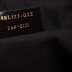 مملوكة مسبقًا Fendi Leather Pequin Trapeze Bag