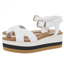 مملوكة مسبقًا Fendi White Rubber Crisscross Strapped Striped Platform Sandals Size 38.5