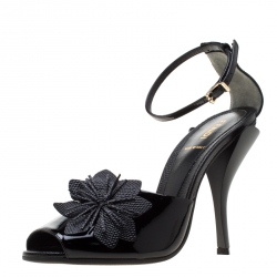 مملوكة مسبقًا Fendi Black Patent Leather With Embossed Lizard Leather Appliqued Flower Peep Toe Ankle Strap Sandals Size 38